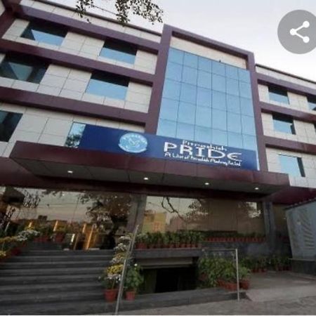 Hotel Pitrashish Pride Igi Intl Airport Delhi Esterno foto