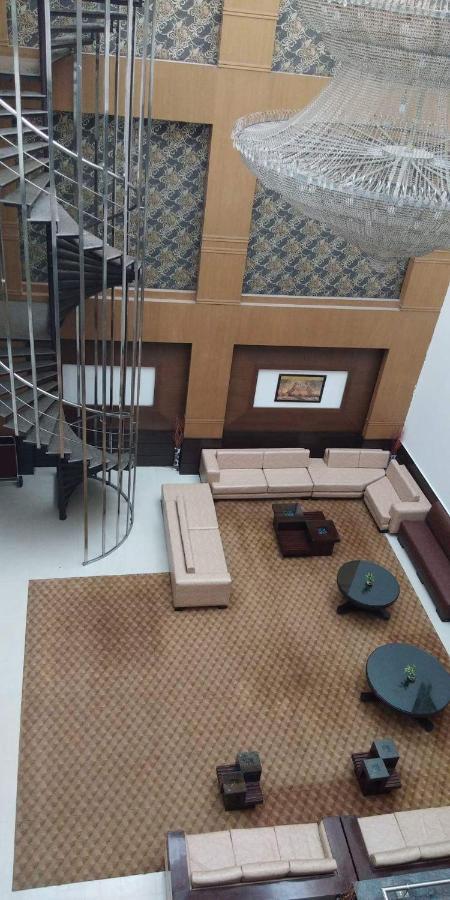Hotel Pitrashish Pride Igi Intl Airport Delhi Esterno foto