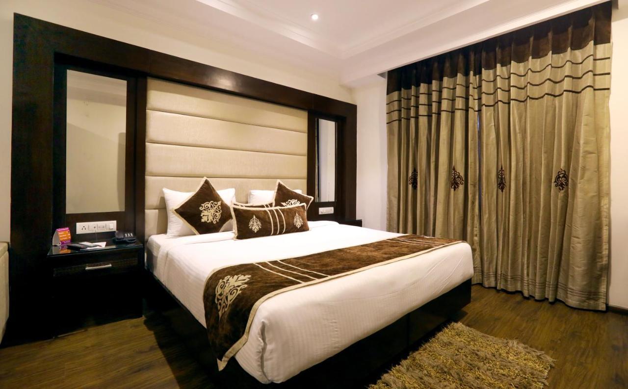 Hotel Pitrashish Pride Igi Intl Airport Delhi Esterno foto