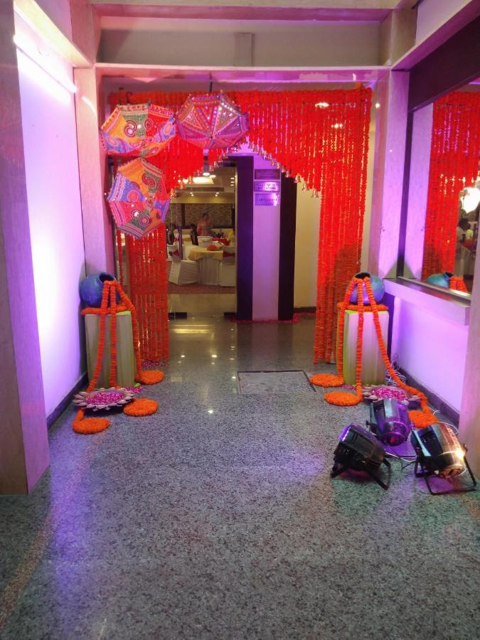 Hotel Pitrashish Pride Igi Intl Airport Delhi Esterno foto