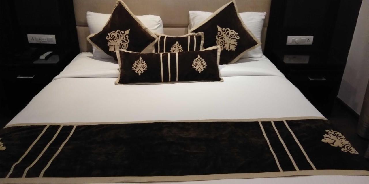 Hotel Pitrashish Pride Igi Intl Airport Delhi Esterno foto